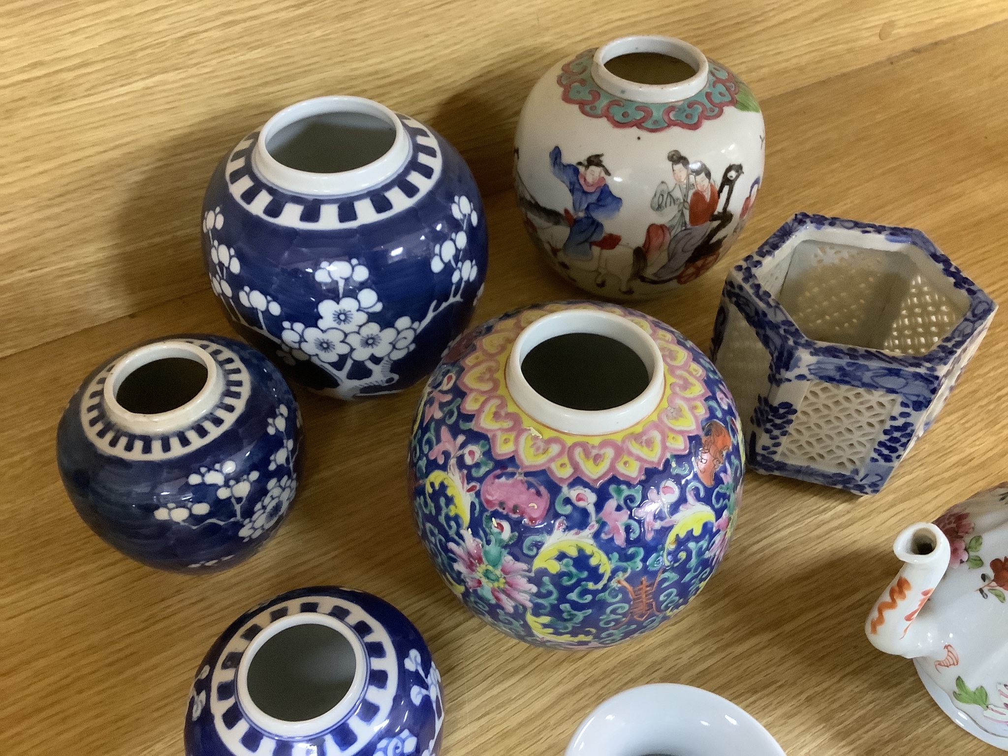 A group of mixed Chinese ceramics including a and 18th century famille rose teapot and four Samson Imari dishes, diameter 23cm